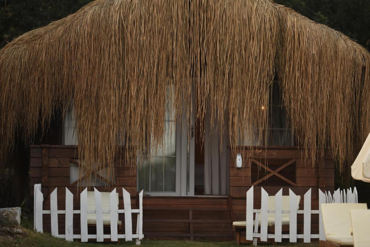 Green Pine Bungalows & Beach Luxury Concept Олудениз Екстериор снимка